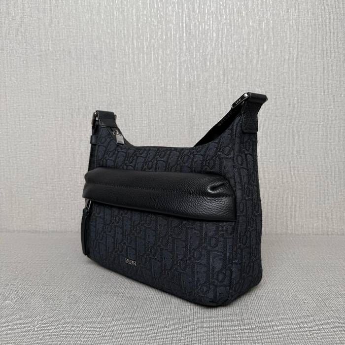 DIOR 餃子バッグ ライダーソフト サイズ:25x22cm
