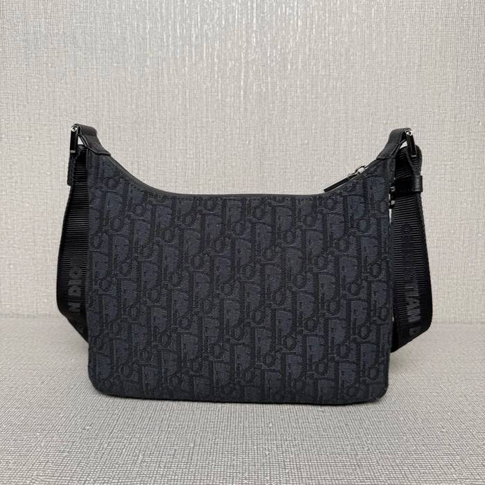 DIOR 餃子バッグ ライダーソフト サイズ:25x22cm