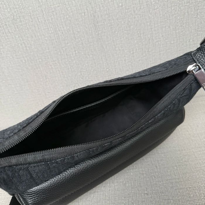 DIOR 餃子バッグ ライダーソフト サイズ:25x22cm