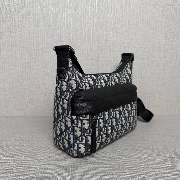 DIOR クラシックモノグラム餃子バッグ ライダーソフト サイズ:25x22cm