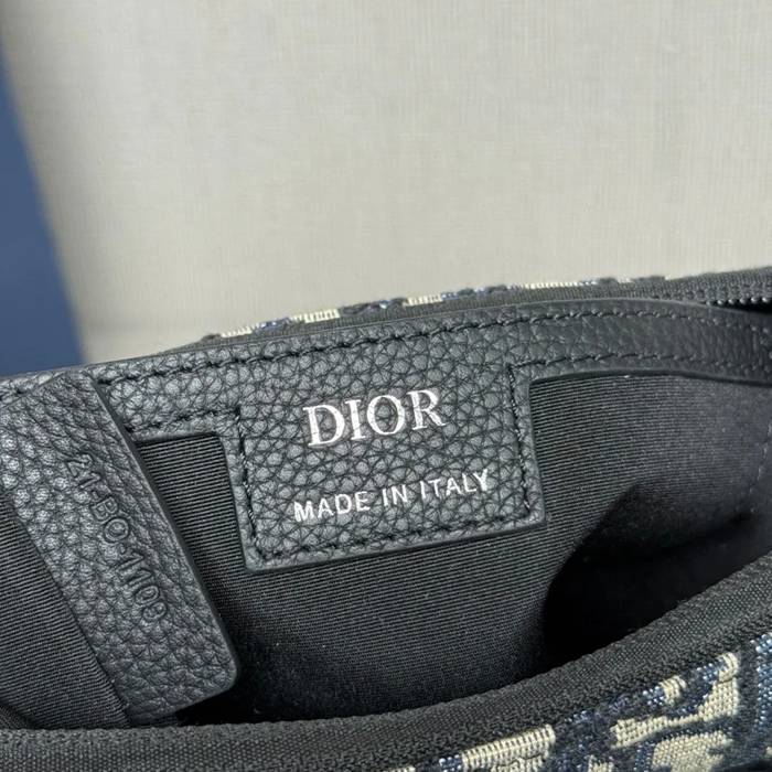 DIOR クラシックモノグラム餃子バッグ ライダーソフト サイズ:25x22cm