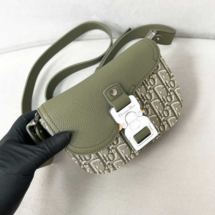 DIOR ミニサドルメッセンジャー サイズ:19.5x13x4.3cm