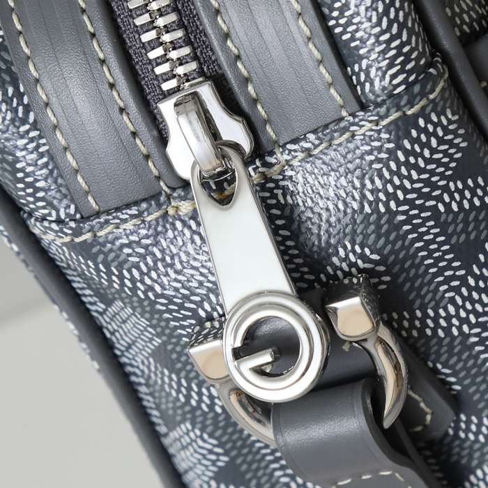 GOYARD カヴェールカメラバッグ グレー サイズ:22.5x13cm