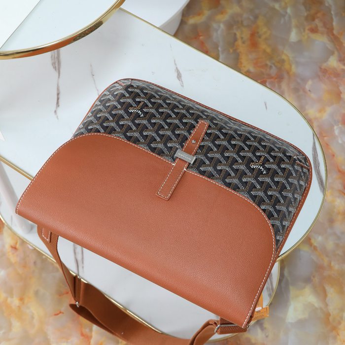 GOYARD クルシエメッセンジャー 棕 サイズ:32x25cm