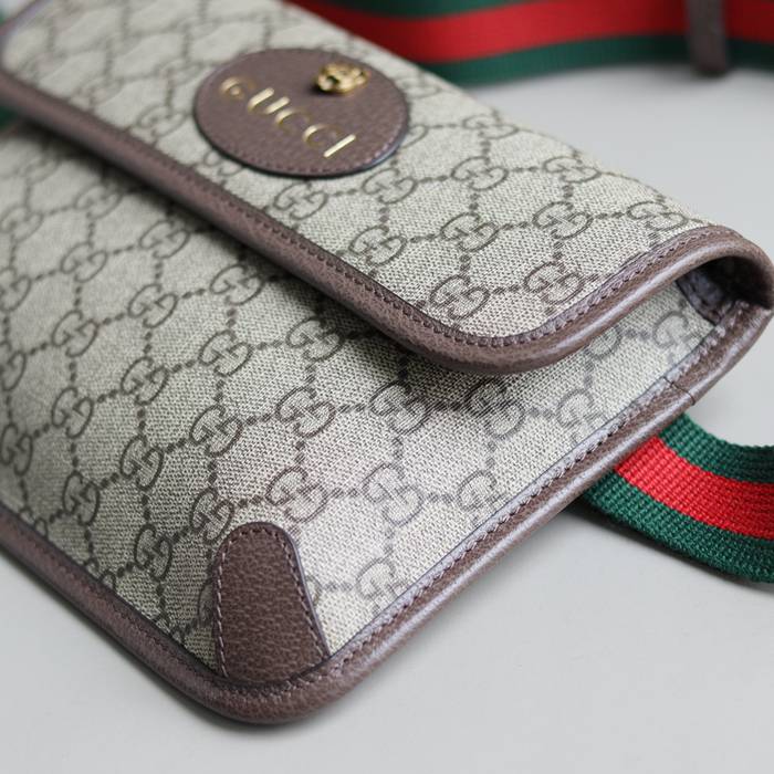GUCCI GGシュプリーム タイガーウエストバッグ サイズ:24x16.5x3.8cm