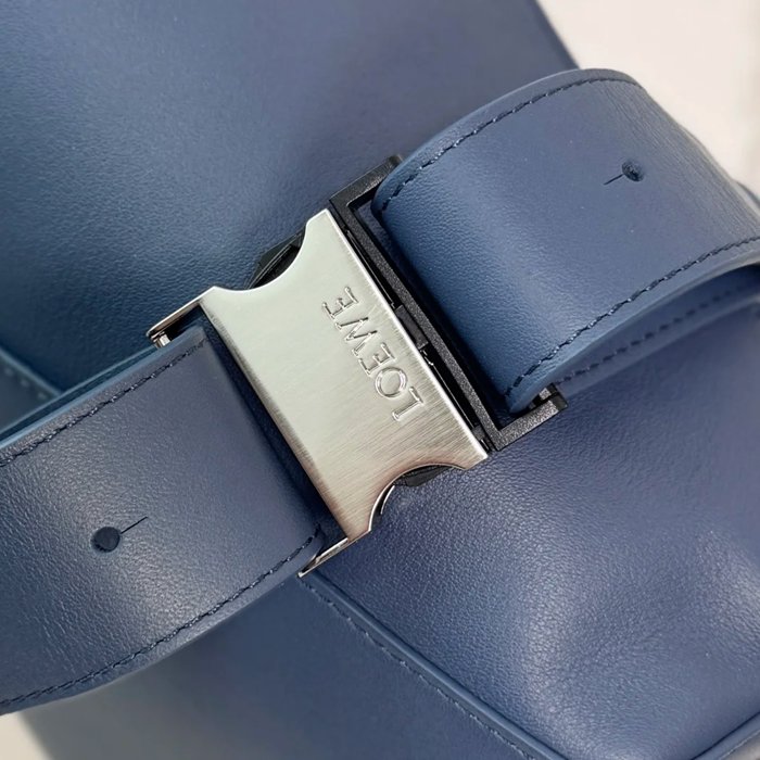 LOEWE 062344 小パズル ウエストバッグ サイズ:24x16x10.5cm