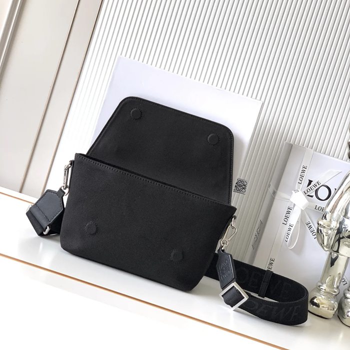 LOEWE 9170 ミニキャンバスメッセンジャー フレックス サイズ:19x14cm