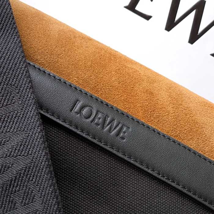 LOEWE 9170 ミニキャンバスメッセンジャー フレックス サイズ:19x14cm