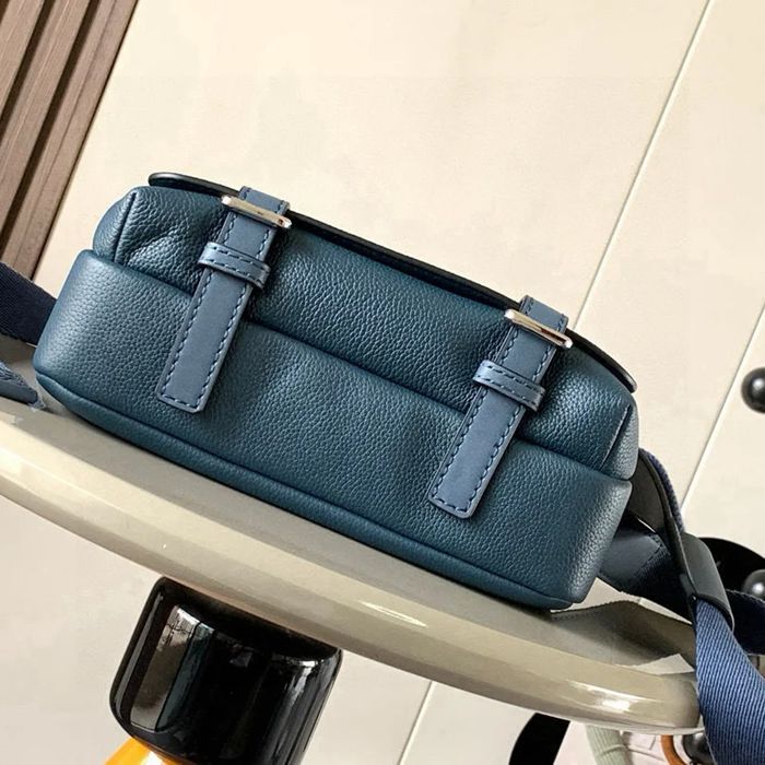 LOEWE 9012 新作XSメッセンジャー 青荔 サイズ: