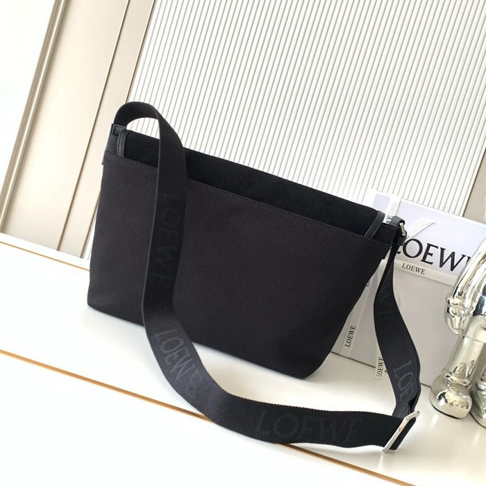 LOEWE 9100 中キャンバスメッセンジャー フレックス 黒 サイズ:38x27x9.5cm