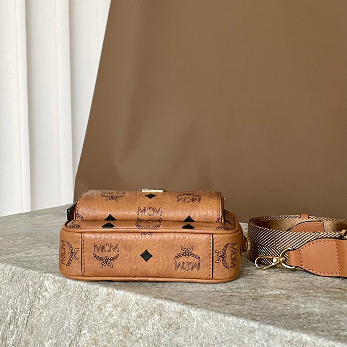 MCM アレン ヴィゼトス X-ミニ斜め掛け サイズ:17x12.5cm