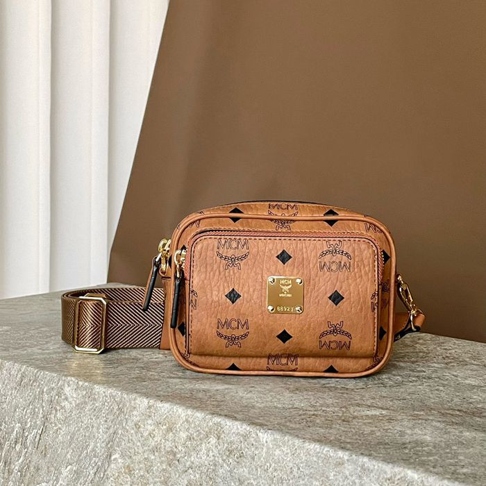 MCM アレン ヴィゼトス X-ミニ斜め掛け サイズ:17x12.5cm