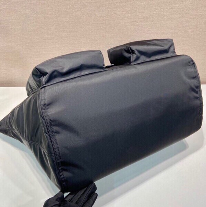 PRADA 2VC040 トラベルバッグ サイズ:45x29x25cm