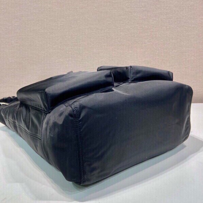 PRADA 2VG120 トート サイズ:42.5x31.5x16cm