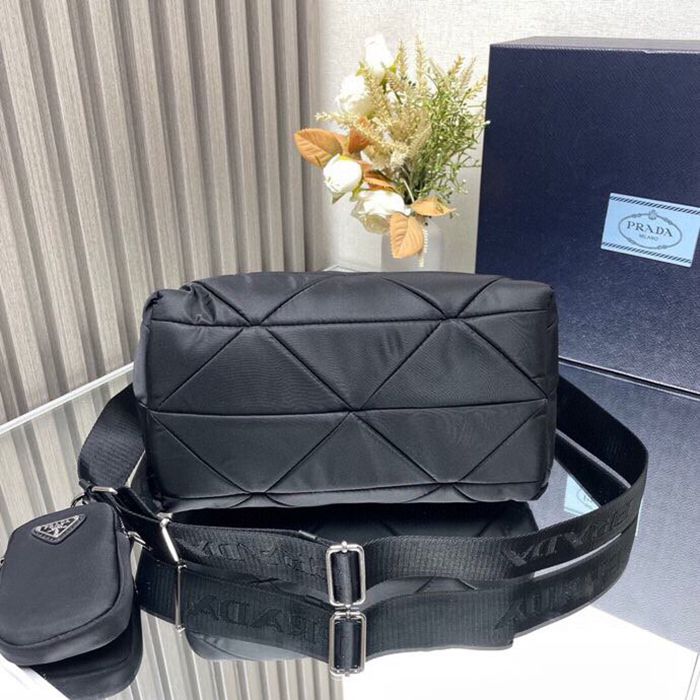 PRADA 1BG380 トート3in1 サイズ:25x21.5x13cm
