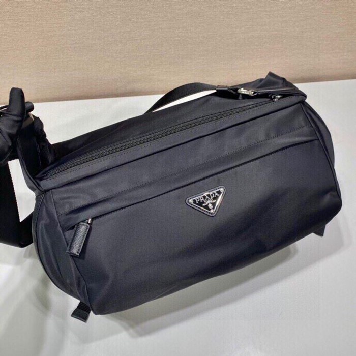 PRADA 2VH991A メッセンジャー サイズ:32x18x16cm
