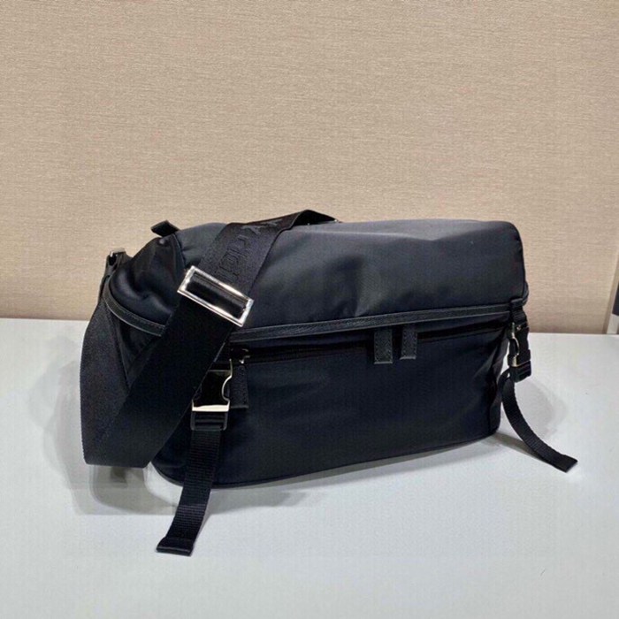 PRADA 2VH991A メッセンジャー サイズ:32x18x16cm
