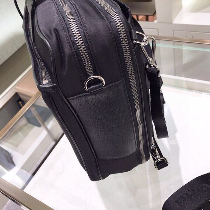 PRADA 2VE015 ナイロンハンドバッグ サイズ:40x31x11cm
