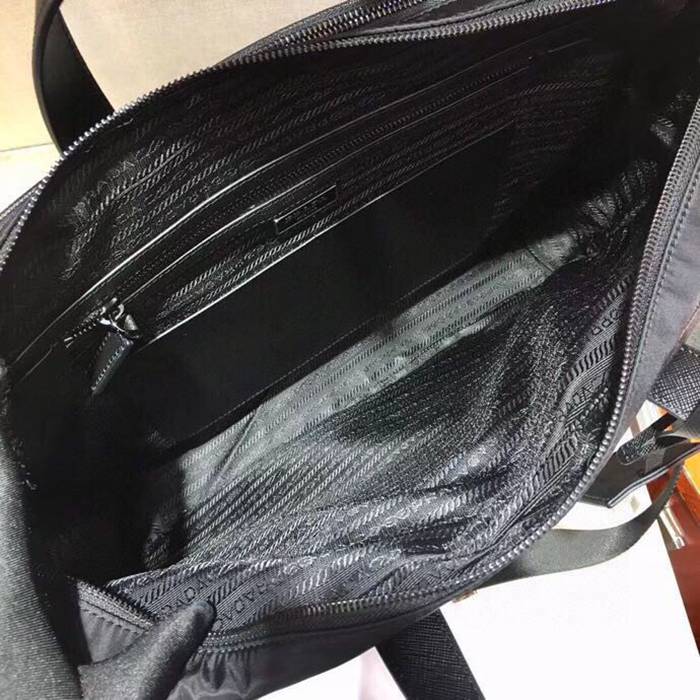 PRADA 2VE015 ナイロンハンドバッグ サイズ:40x31x11cm