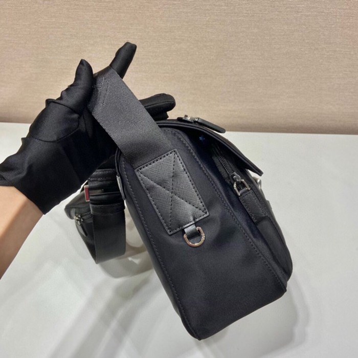 PRADA 1BD994B 小バッグ付き サイズ:25x22x10cm