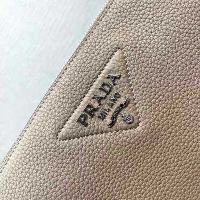 PRADA 1BH050 ダブルストラップ サイズ:30x19.5cm