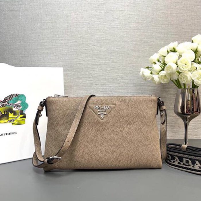 PRADA 1BH050 ダブルストラップ サイズ:30x19.5cm