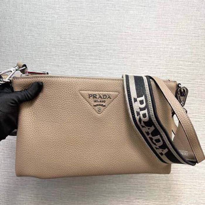 PRADA 1BH050 ダブルストラップ サイズ:30x19.5cm