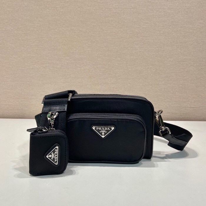 PRADA 2VH172B ショルダー 軟木色 サイズ:18x11.5cm