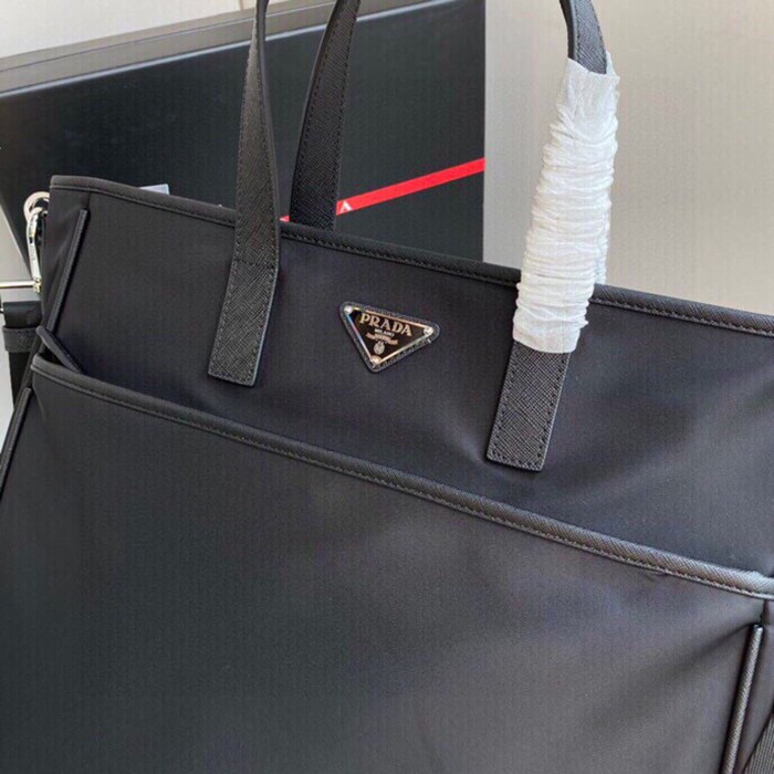 PRADA 2VG032 メンズバッグ サイズ:35x34x10cm