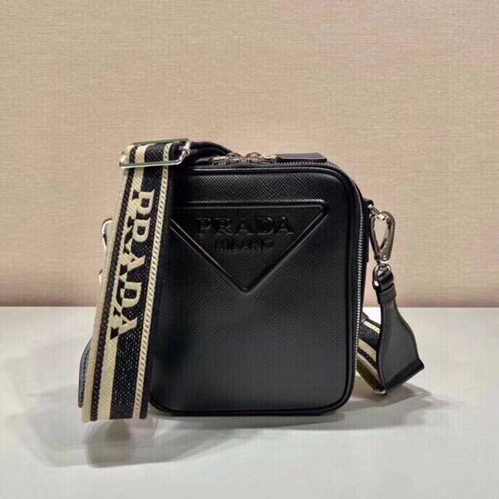 PRADA 2VH154 刺繍テープ斜め掛け サイズ:19x16x5.5cm