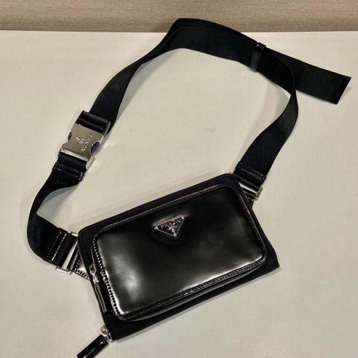 PRADA 2VH156A ウエストバッグ サイズ:21x13x2.5cm