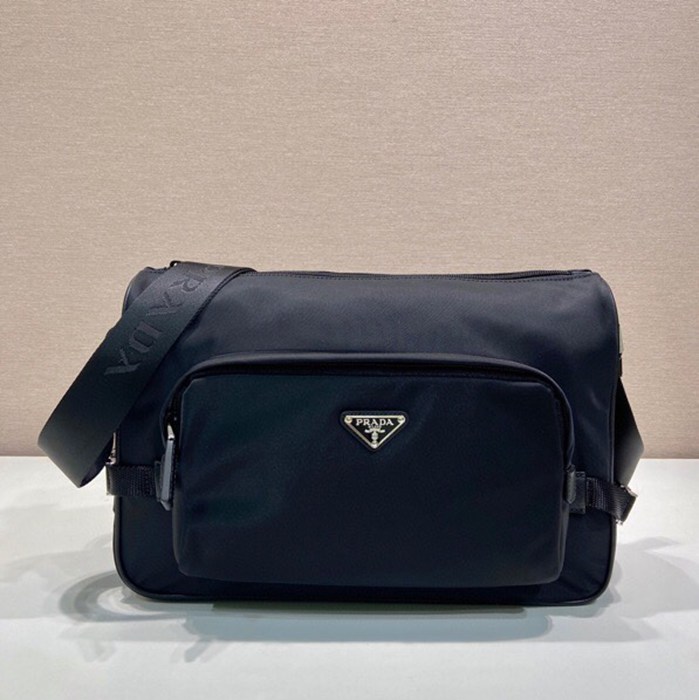 PRADA 2VH191 メッセンジャー 大 サイズ:35x22x12cm
