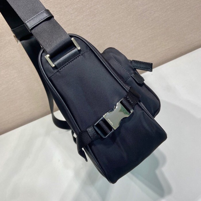 PRADA 2VH191 メッセンジャー 大 サイズ:35x22x12cm