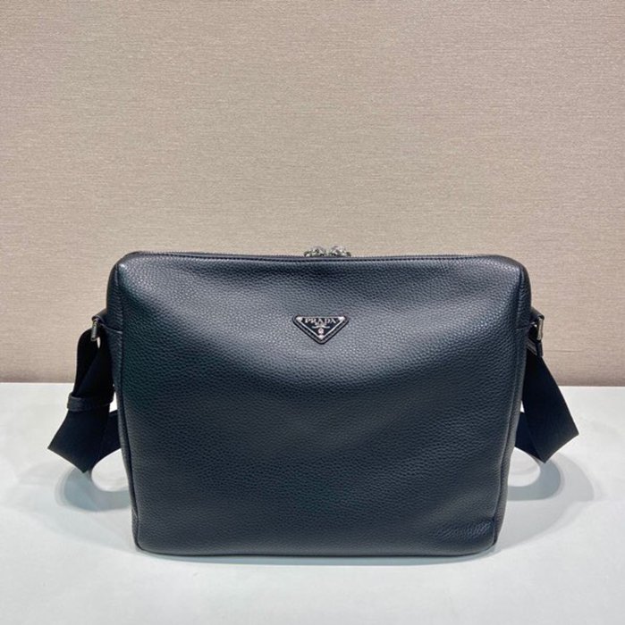 PRADA 2VH182 メッセンジャー 小 サイズ:31.5x25x14cm