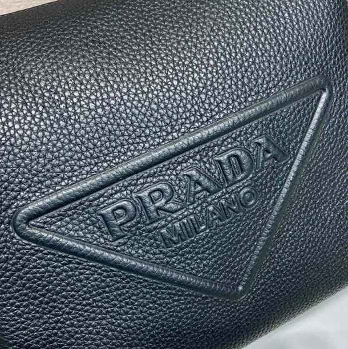 PRADA 2VH165 ショルダー サイズ:26x23x11cm