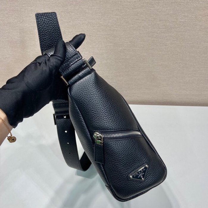 PRADA 2VH165 ショルダー サイズ:26x23x11cm