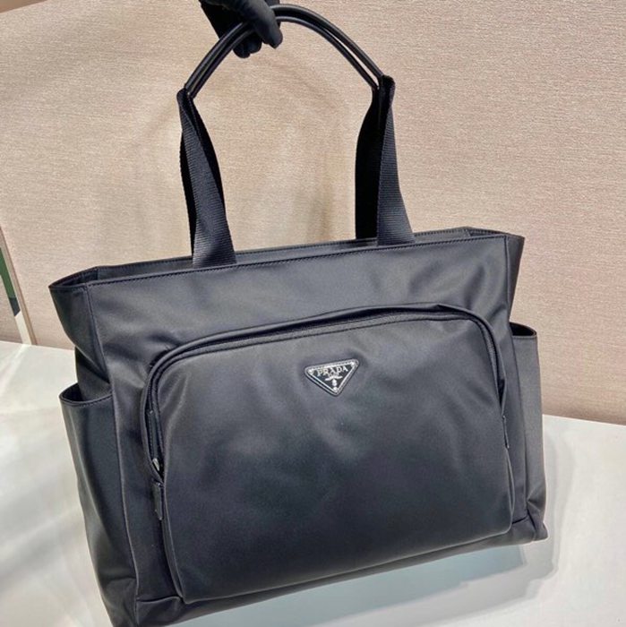 PRADA 2VG097 トート サイズ:40x33x15cm