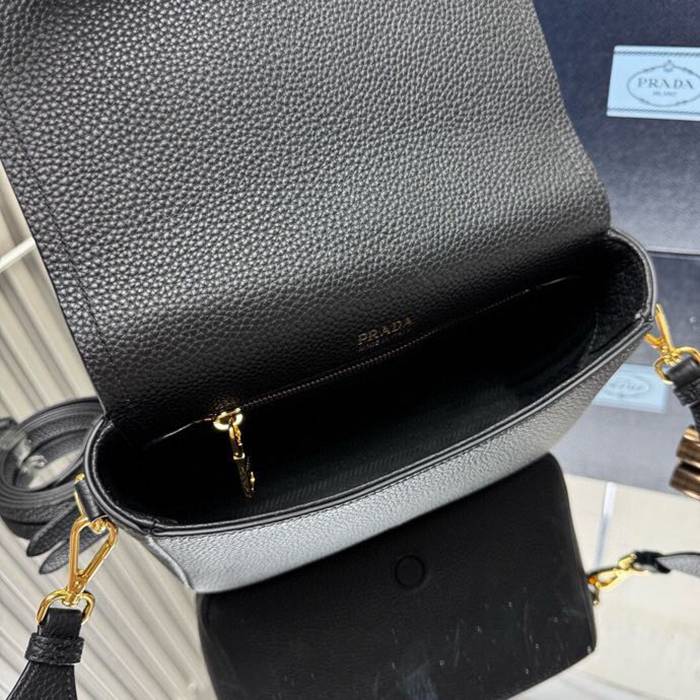 PRADA 1BD314 ダブルストラップ サイズ:23x15.5cm