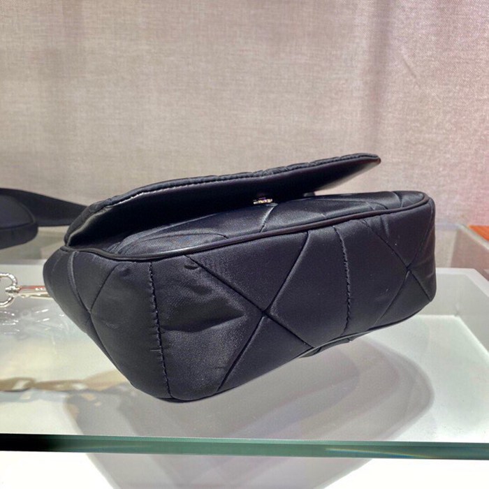 PRADA 1BD292 3in1レディースバッグ サイズ:21x16cm