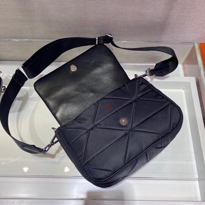PRADA 1BD292 3in1レディースバッグ サイズ:21x16cm