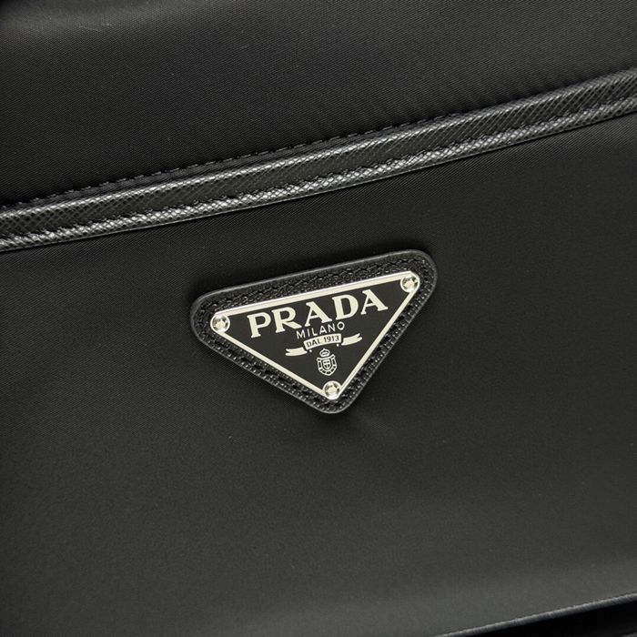 PRADA 2VH048 ナイロンショルダー サイズ:23x16cm