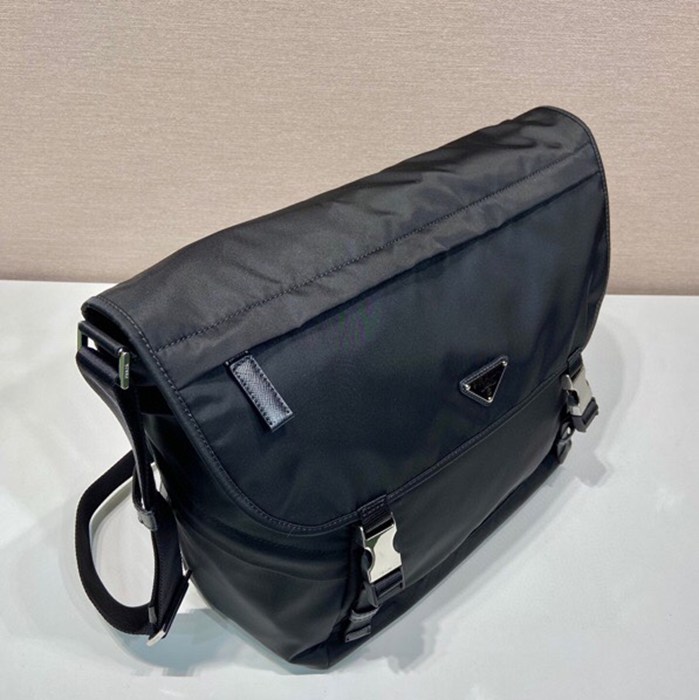 PRADA 2VD052 メッセンジャー 大 サイズ:30x27.5x14.5cm