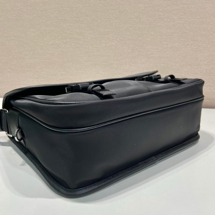 PRADA VA0768 メッセンジャー サイズ:32x24x12cm
