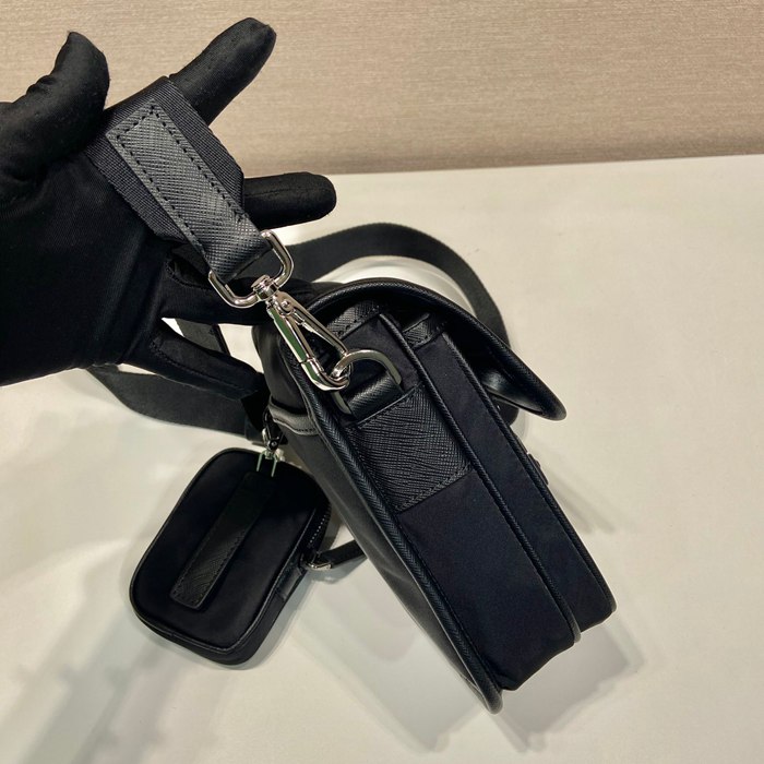 PRADA 2VD043 スマホバッグ サイズ:19x14x5.5cm