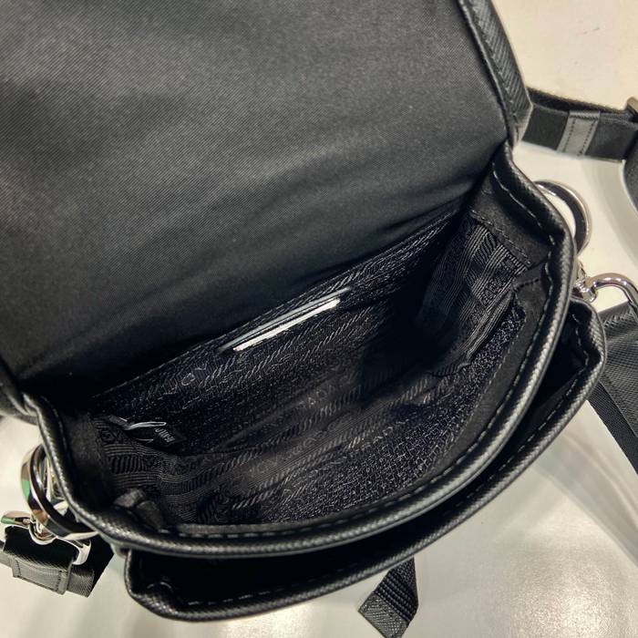 PRADA 2VD043 スマホバッグ サイズ:19x14x5.5cm