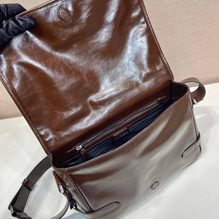 PRADA 2VD073 オイルワックスメッセンジャー サイズ:30x20x11cm