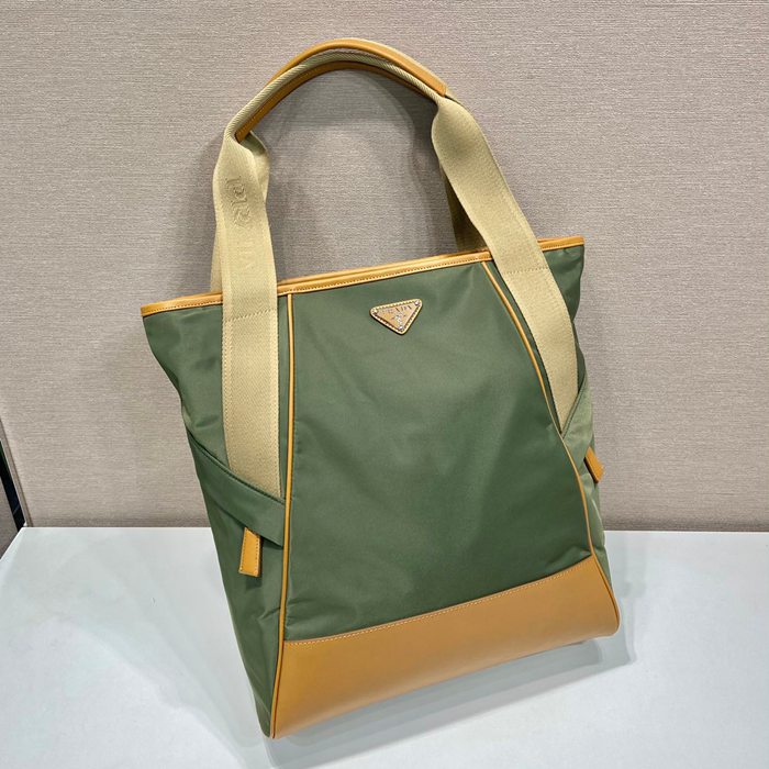 PRADA 2VG119 トート サイズ:42x31.5x17cm