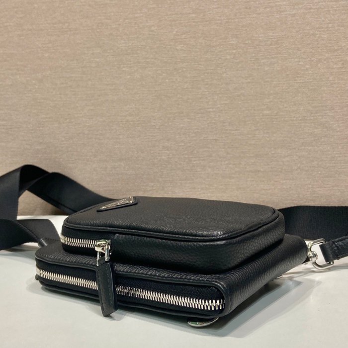 PRADA 2VH195 鹿革スマホバッグ サイズ:18x11.5cm