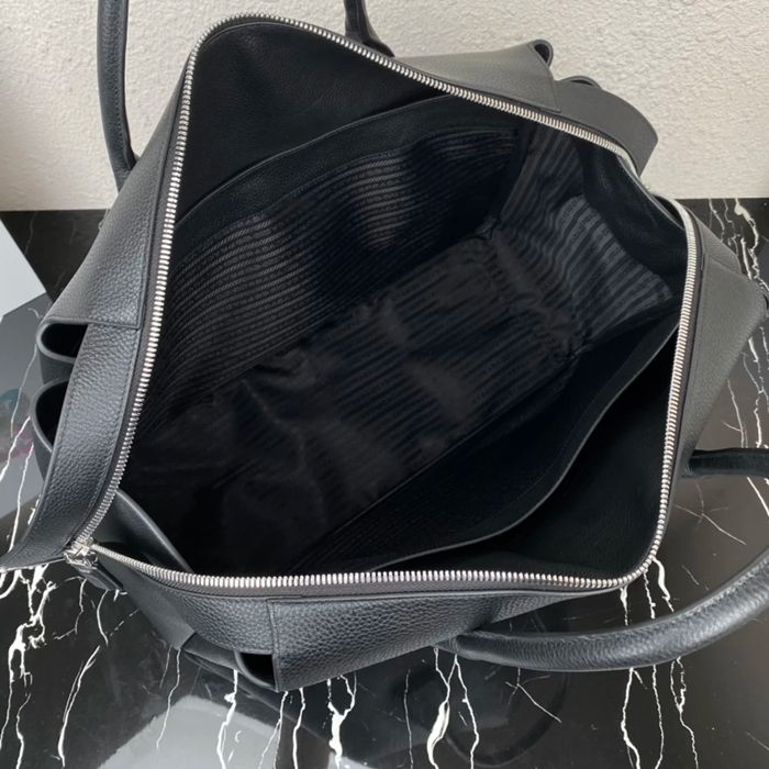 PRADA 2VC035 レザートラベルバッグ サイズ:50x33x19cm
