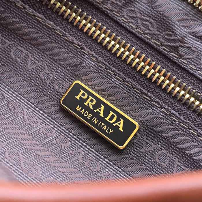 PRADA 1BA486 デニムハンドバッグ ボニー サイズ:23.5x12cm